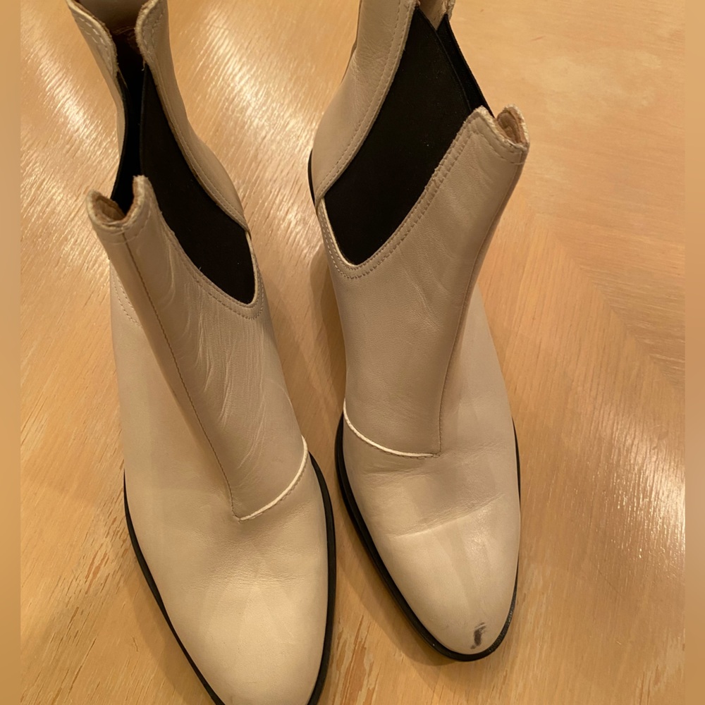Rag and Bone off white boots size 8 never worn